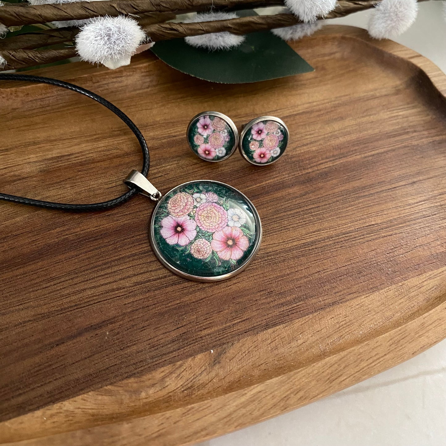 Duo collier et boucles d’oreilles
