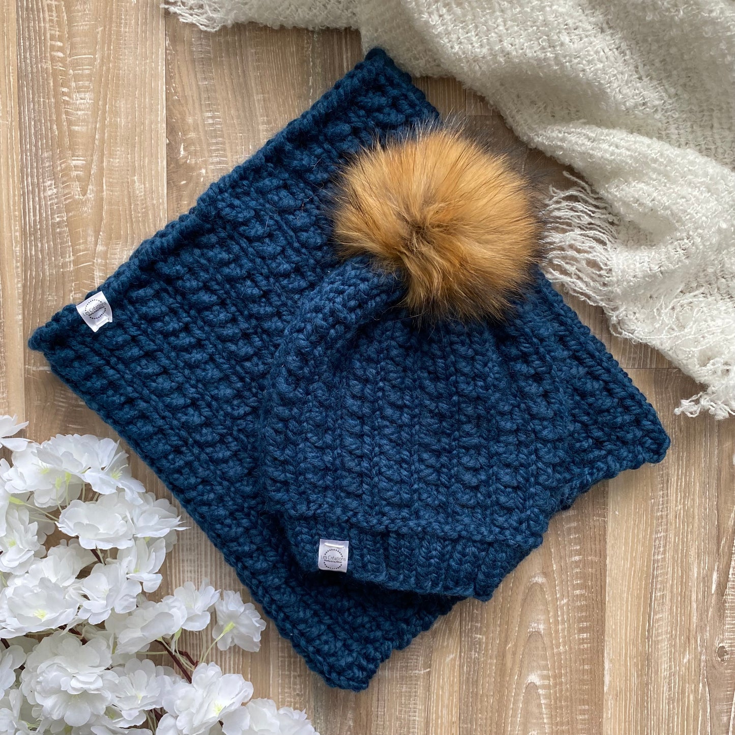 Prêt à partir modèle Flocon, duo tuque et snood