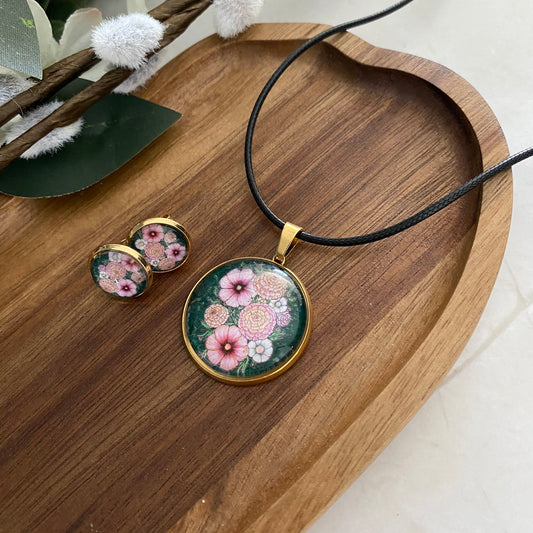Duo collier et boucles d’oreilles