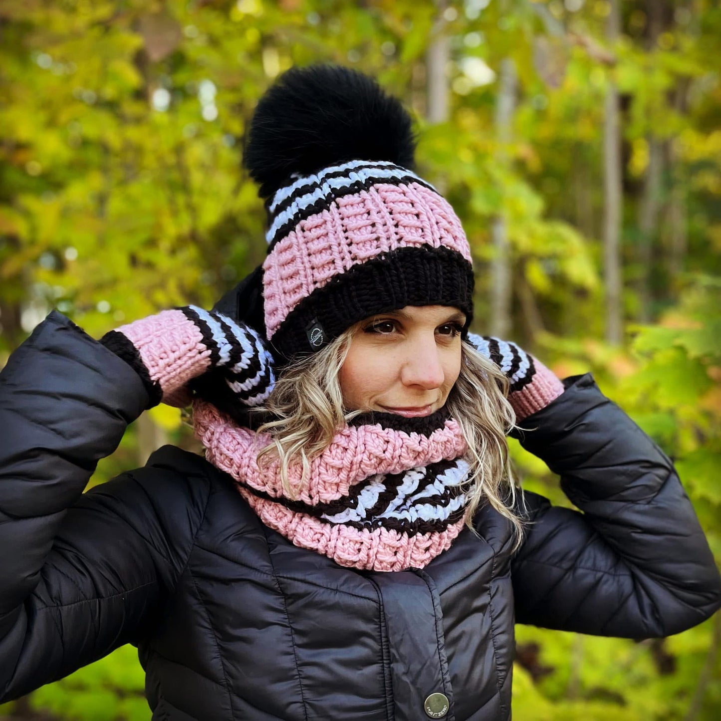 Prêt à partir modèle Esquimau, tuque et snood (mitaines non inclus)